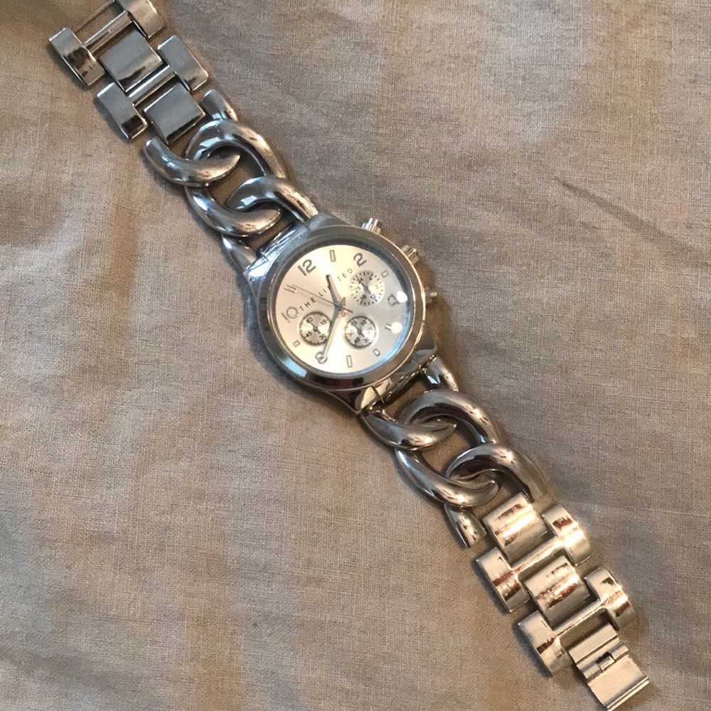 Silver Chain-link Watch